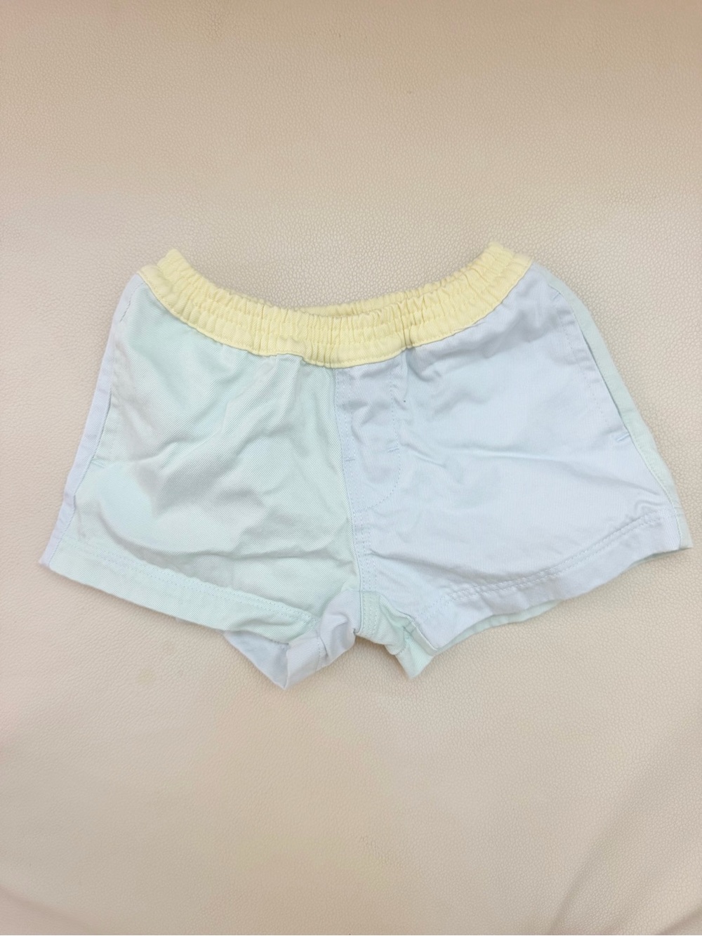 The Beaufort Bonnet Company Colorblock Elastic Waist Shorts, size 12-18M